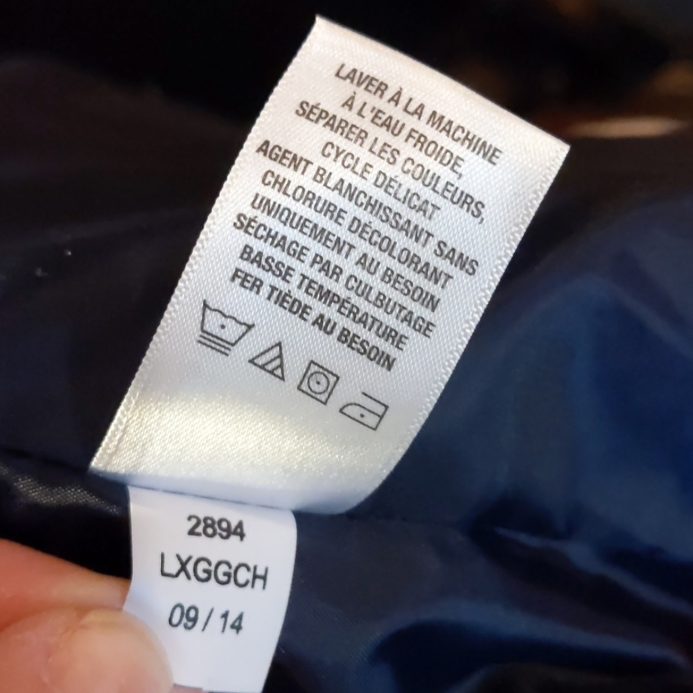 Aeropostale Red & Navy Puffer Vest with Front Zip - Picture 7 of 8